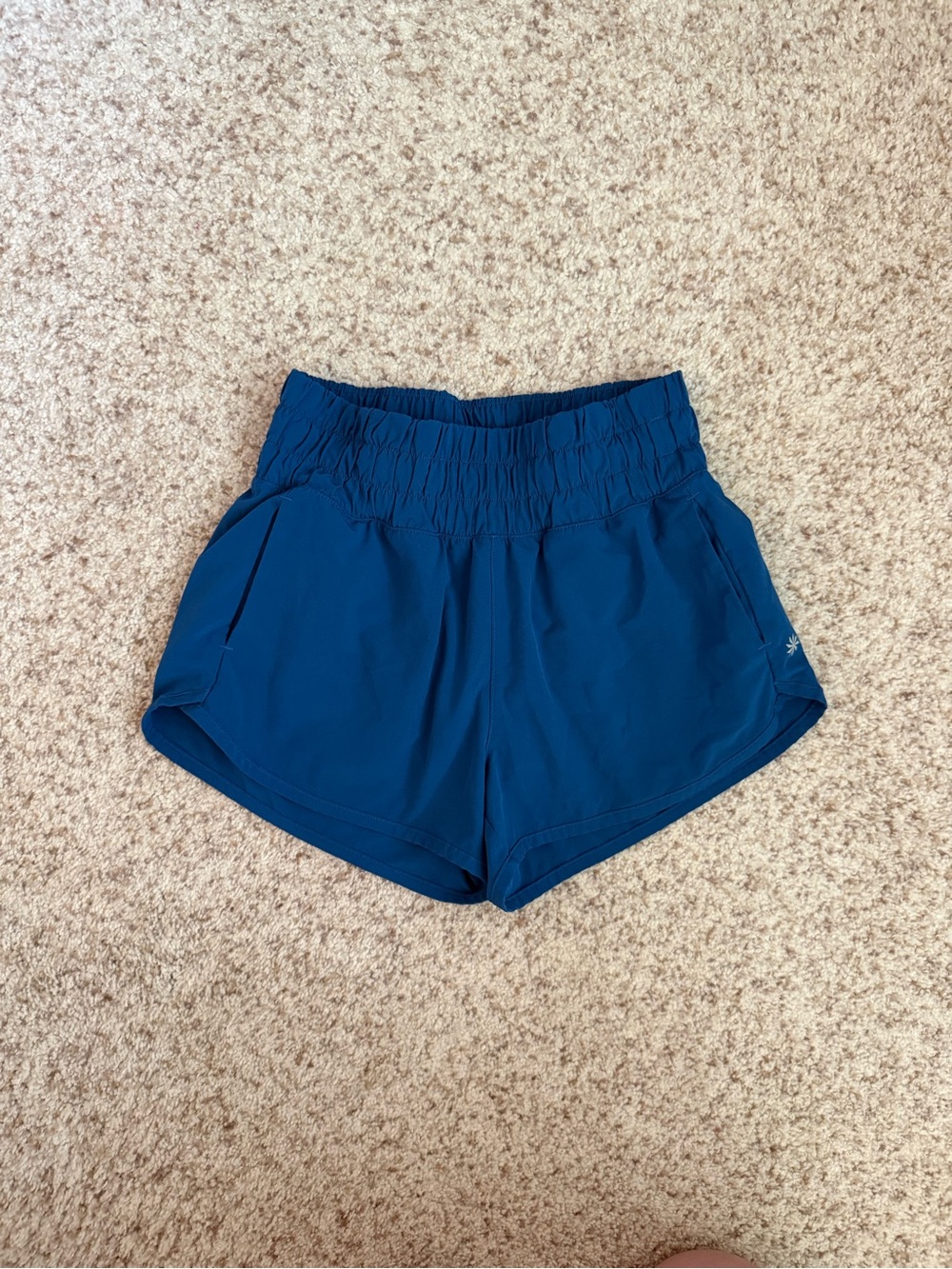 Girls Athleta Run Free 2.5 Shorts